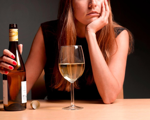 Анонимное лечение женского алкоголизма в Можайске